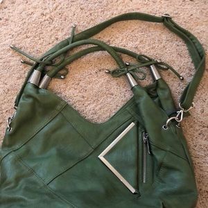 Green and silver detailed bag, So SHARP! Great color and silver hardware.